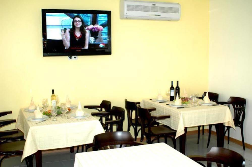Hotel Roterdao Praia Buitenkant foto